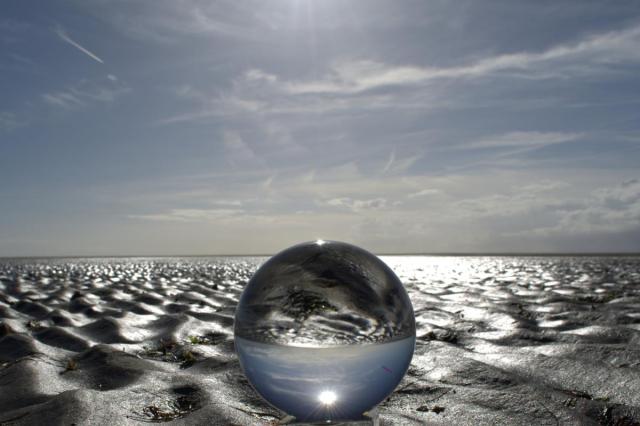 ball-beach-clouds-219874.jpg